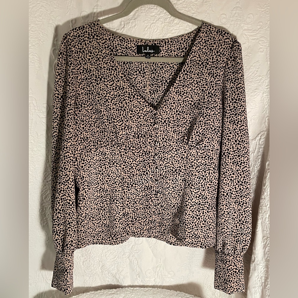 Lulu's Button Top with Animal Print Size Medium